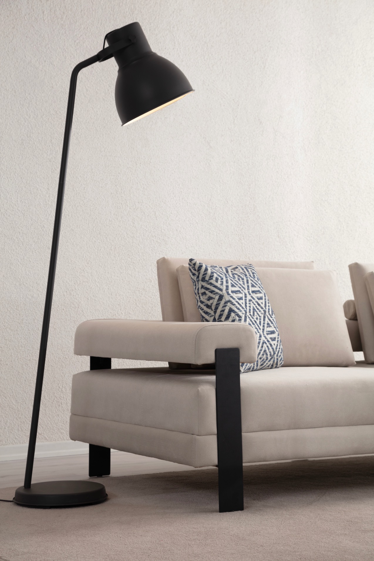 Deep Living Antik Siyah Ayaklı 3 lü Koltuk